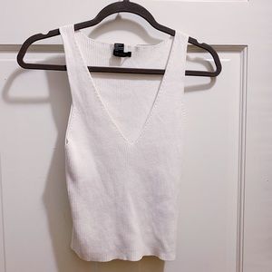 Forever 21 V neck crop